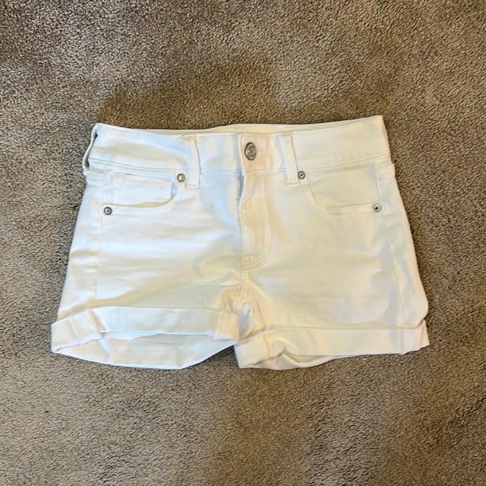 american eagle jean shorts!!